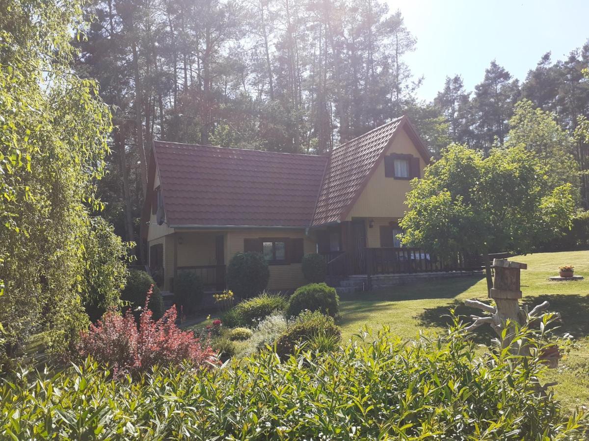 Chata U Lesa Prestice Exterior photo